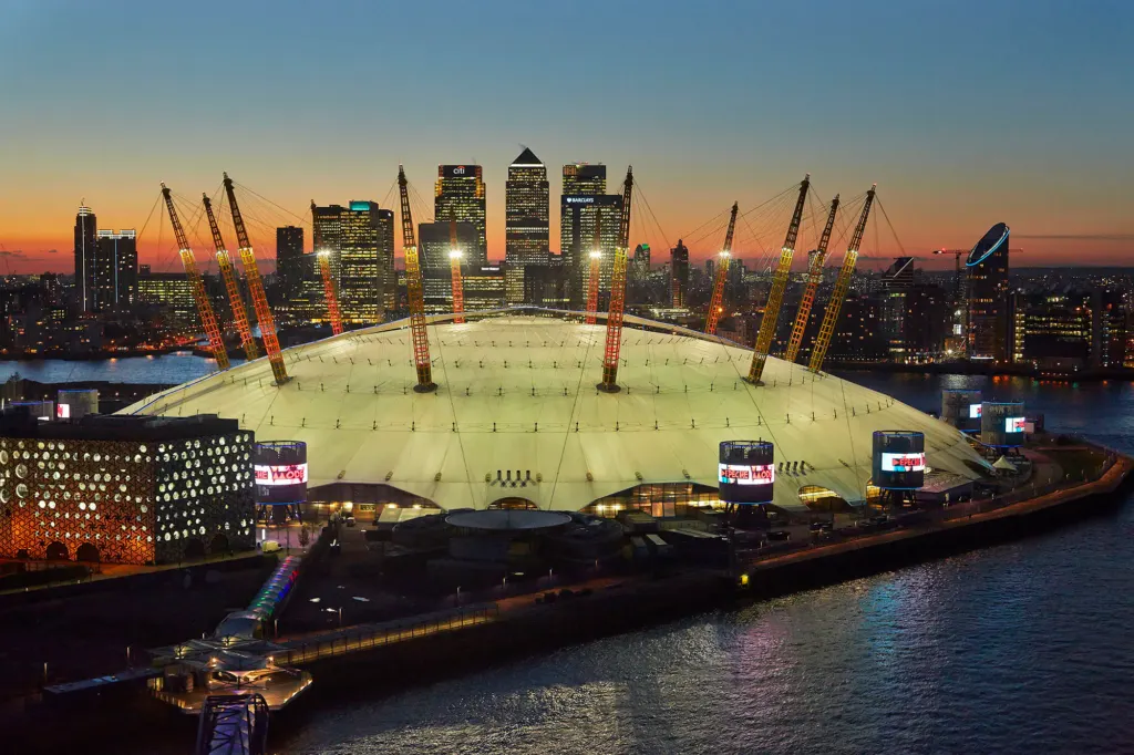 London Landscapes — architecture and landscape photograph in London, UK, frame 25 of 28.